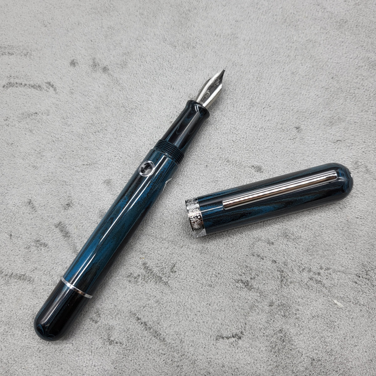 Narwhal(Nahvalur) Nautilus Night Blue Fountain pen - limited