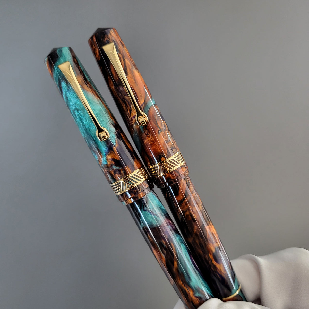 Leonardo Momento Magico Bohemian Twilight (In-house Gold nib