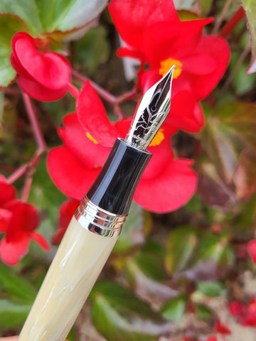 Montegrappa Dove of Peace Ivory Limited Edition